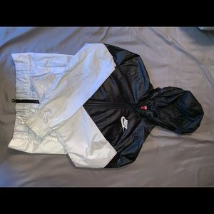 Nike wind breaker